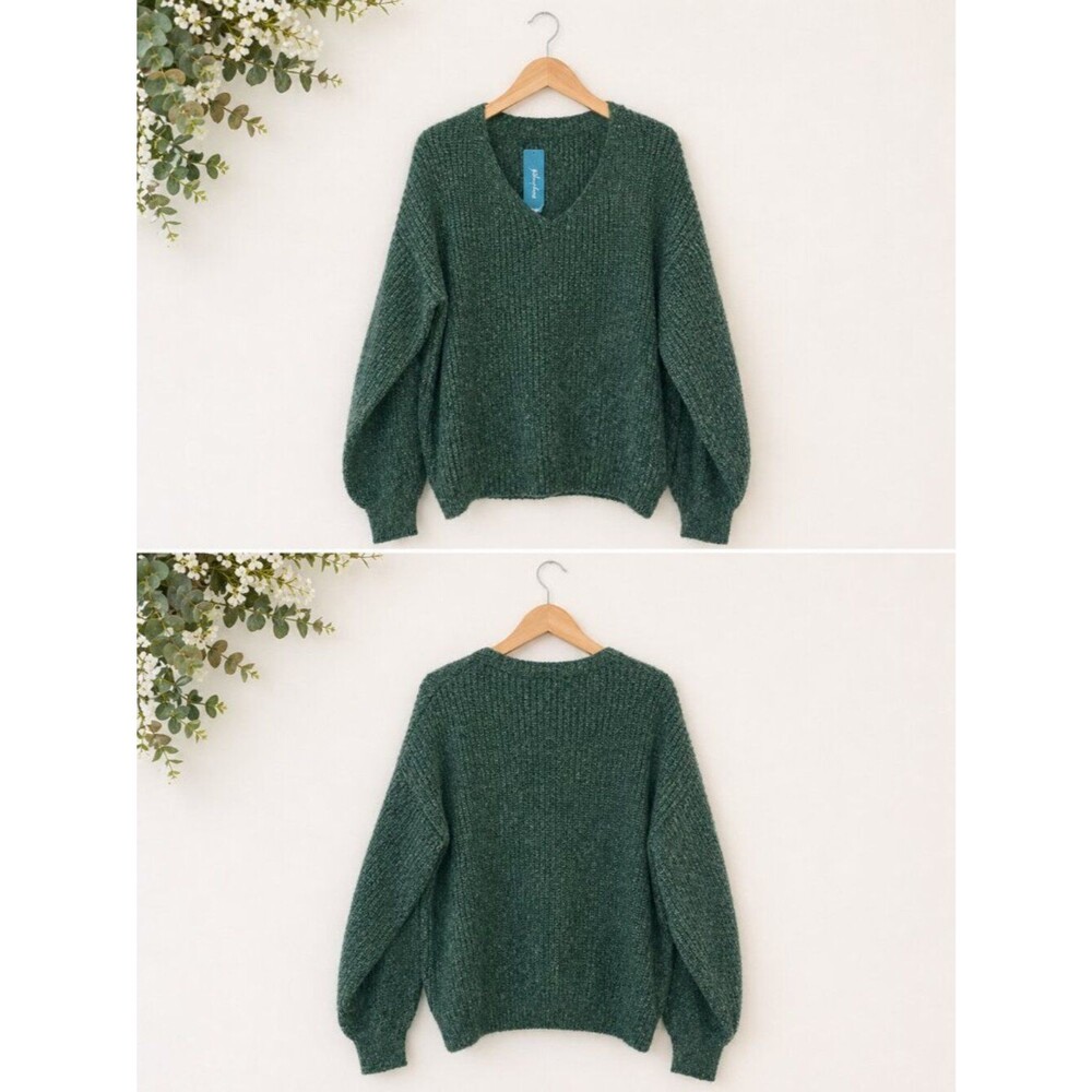 Cupshe Green Chunky Knit Sweater NWT Size Large V Neck Slouchy Cozy Pullover